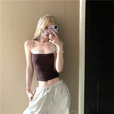 姑娘， 望着我